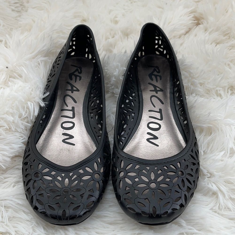 Like new Kenneth Cole Reaction slip ons 8.5